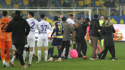 Hukuka, adalete, can güvenliğine ihtiyacımız var, play-off’a değil