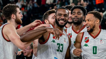 Pınar Karşıyaka liderlik aşkına Basketbol Şampiyonlar Ligi...