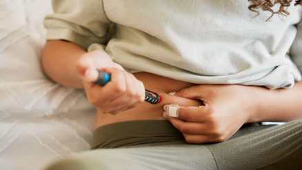 İnsülin iğnesi ile kilo verilir mi En büyük risk pankreatit ve tiroit nodülü kanseri | 5 SORU 5 YANIT İnsülin iğnesi ile kilo verilir mi En büyük risk pankreatit ve tiroit nodülü kanseri | 5 SORU 5 YANIT