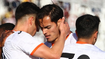 5 gollü maçta kazanan Adanaspor 2-0dan döndüler...