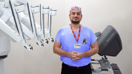 Da Vinci Robotik Cerrahi ile kolon kanseri tedavisi Da Vinci Robotik Cerrahi ile kolon kanseri tedavisi