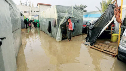 Bombalardan kaçanları açlık ve soğuk yakalıyor