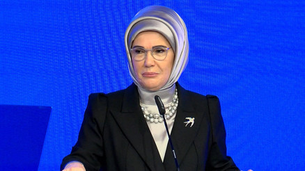 Emine Erdoğan: Teknoloji okuryazarı olmalıyız Emine Erdoğan: Teknoloji okuryazarı olmalıyız