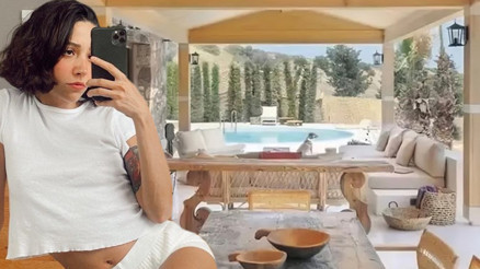 İstanbulu terk edip, Urlaya yerleşti... İşte ünlü şarkıcının 40 milyon TLlik evi