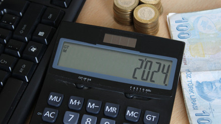 Kıdem tazminatı tavanı belli oldu... İşte çalışma yılınıza göre hak ettiğiniz tazminat tutarı Kıdem tazminatı tavanı belli oldu... İşte çalışma yılınıza göre hak ettiğiniz tazminat tutarı