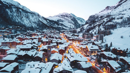 Karlı Alp köylerinde  gurme deneyime kayakla gidin