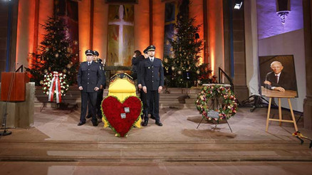 Schaeuble defnedildi Schaeuble defnedildi