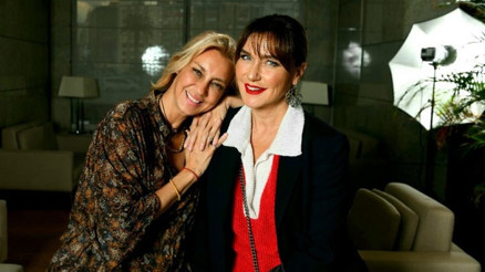 YüzdeYüz İlham Veren Sohbetler Payıma düşen zorluklardan geçtim: Şevval Sam YüzdeYüz İlham Veren Sohbetler Payıma düşen zorluklardan geçtim: Şevval Sam