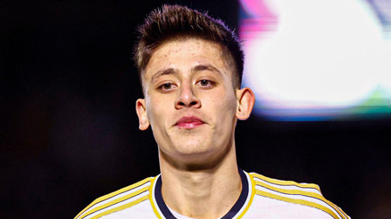 Real Madridde ilk kez forma giyen Arda Güler, İspanyol medyasını büyüledi: Kalitenin en saf haliydi Real Madridde ilk kez forma giyen Arda Güler, İspanyol medyasını büyüledi: Kalitenin en saf haliydi