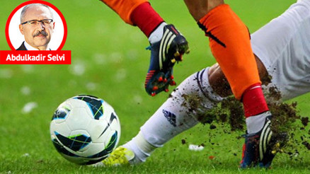 Siz FETÖ’nün ananaslarını yerken ben mücadele ediyordum