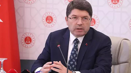 Bakan Tunç: Türkiyenin en büyük adalet sarayını yapıyoruz Bakan Tunç: Türkiyenin en büyük adalet sarayını yapıyoruz