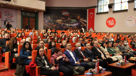 Gençlerle sektörün portfolyo buluşması