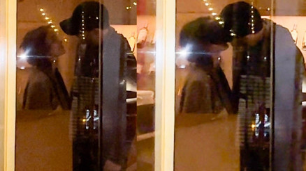 Her fırsatta gizli köşelerde dudak dudağa... Yeni evliler gece gezmesinde ortaya çıktı…