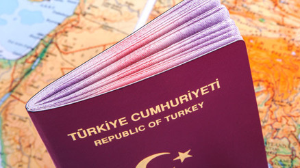 Nikâh masasından sınır dışına