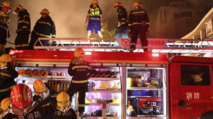 Çini sarsan facia 13 öğrenci yurt yangınında hayatını kaybetti