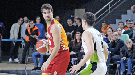 Galatasaray, Manisa BBSK deplasmanında hata yapmadı