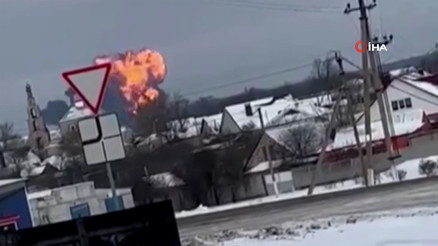 Rusyanın Belgorod bölgesinde askeri uçak düştü: Çok sayıda ölü