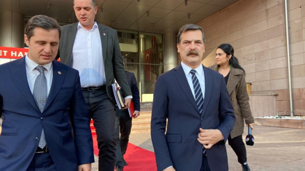 CHP lideri Özel, TİP Genel Başkanı Erkan Baş ile görüştü