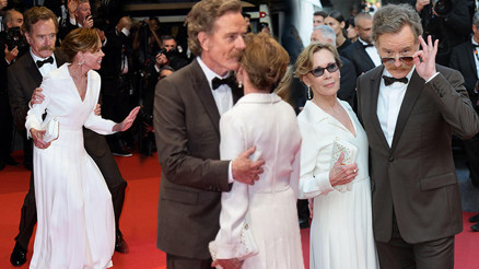 34 yıldır aynı yastığa baş koyuyorlar… Usta aktör mutlu evliliğinin sırlarını anlattı: Eşinde 5 özellik bulan onu hiç bırakmasın 34 yıldır aynı yastığa baş koyuyorlar… Usta aktör mutlu evliliğinin sırlarını anlattı: Eşinde 5 özellik bulan onu hiç bırakmasın