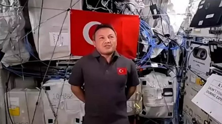 Türkiye’nin ilk astronotu Alper Gezeravcı, uzaydan Samsuna bağlandı