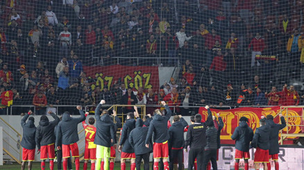 Göztepe, Altay maçına kitlendi