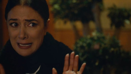 Üç Kız Kardeş son bölüm (72. bölüm) izleme ekranı Üç Kız Kardeş son bölümde Rüçhanı şoke eden itiraf Öldüğünü zannettiğiniz oğlunuz yaşıyor İşte yeni bölüm fragmanı...