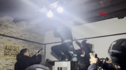 31 yıl hapisle aranan firari hükümlü, evinin çatısında yakalandı