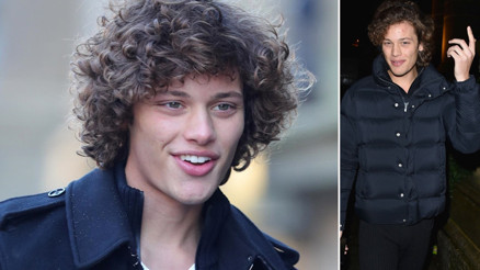 Altı yaşında öksüz kalmıştı... Keşke annen de görseydi bu kadar yakışıklı ve yetenekli olduğunu Altı yaşında öksüz kalmıştı... Keşke annen de görseydi bu kadar yakışıklı ve yetenekli olduğunu