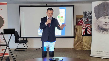 Dr. Babüroğlu, Atatürk ve Cumhuriyet’i anlattı