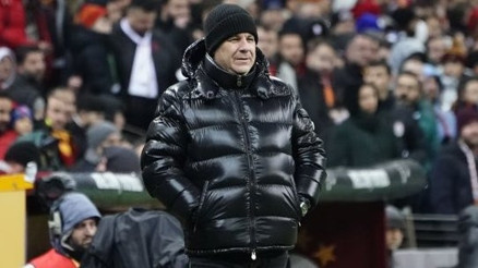İstanbul Havalimanı’nda Marius Sumudica ile Fenerbahçeli taraftar arasında gerginlik