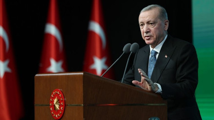 Sarsamadıkları kaleyi içeriden çökertmek istiyorlar Cumhurbaşkanı Erdoğan: Hoca kılıklı sahtekar Sarsamadıkları kaleyi içeriden çökertmek istiyorlar Cumhurbaşkanı Erdoğan: Hoca kılıklı sahtekar