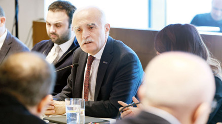 DEİK Başkanı Olpak’tan 2024 rotası: Yeni ticaret koridorları radarımızda DEİK Başkanı Olpak’tan 2024 rotası: Yeni ticaret koridorları radarımızda