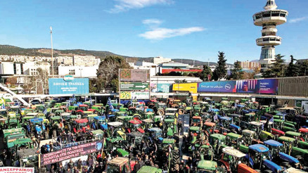 Çiftçi isyanı komşuya sıçradı