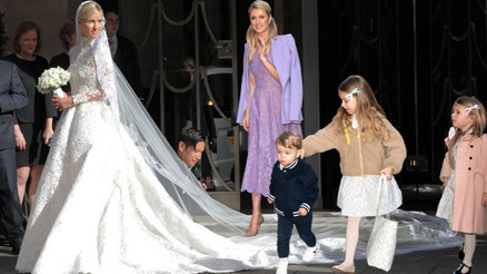 O da bir zamanlar yeni gelindi... Şimdi boy boy çocukları yanında