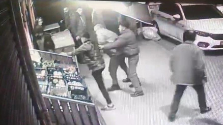 Bayrampaşada yol verme kavgasında öldürülmüştü Korkunç olayın görüntüleri ortaya çıktı Bayrampaşada yol verme kavgasında öldürülmüştü Korkunç olayın görüntüleri ortaya çıktı