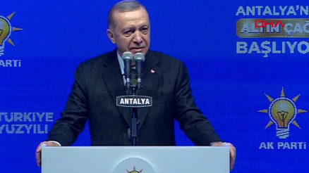 Son dakika haberi AK Partinin Antalya adayları açıklandı... Cumhurbaşkanı Erdoğan: Şehirlerimizi gerçek belediyecilikle tanıştıracağız