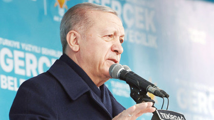 Oy versin vermesin her vatandaşımızın başımızın üstünde yeri var Oy versin vermesin her vatandaşımızın başımızın üstünde yeri var
