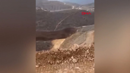 Erzincanda maden ocağında toprak kayması