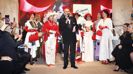 Kızlar okusun diye kampanyasına destek