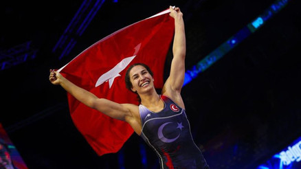 Avrupa Güreş Şampiyonası’nda 3 milli sporcu finale adını yazdırdı