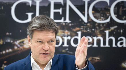 Ekonomi konusunda acı konuştu Ekonomi konusunda acı konuştu