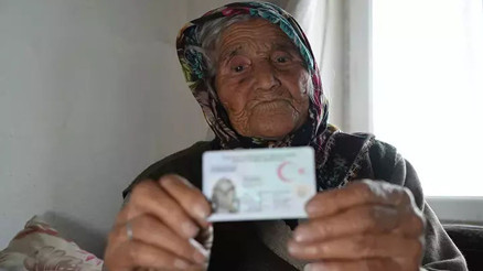 117 yaşındaki Arzu Sınıroğlu Atatürkü gördüğü anları anlattı