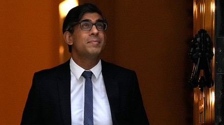 Seçimler öncesi Başbakan Rishi Sunaka kötü haber İngiltere resesyona girdi