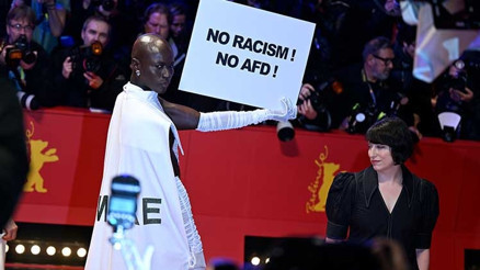 AfD’ye tepkiyle başladı… ‘Konuk listemizde nefret yok’