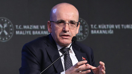 Bakan Şimşek: 2026da tek haneli enflasyon hedefliyoruz