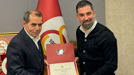 Arda Turan, Galatasaraya üye oldu Duygusal paylaşım...