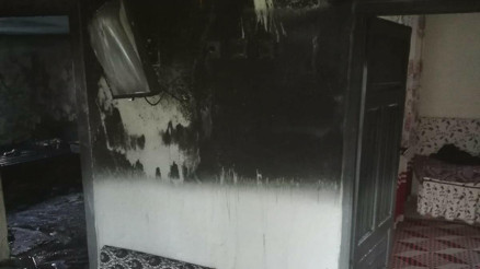 Elektrikli battaniyeden çıkan yangında feci şekilde can verdi