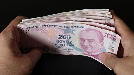 Ev alacaklara 500 bin lira karşılıksız yardım Sosyal yardım programları belirlendi... Başvuranlara maaş veriliyor