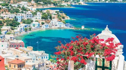 Vize muafiyeti olan 10 Yunan adasında tatil 7-8 bin liradan başlıyor: Komşu adalarda tatilin faturası Vize muafiyeti olan 10 Yunan adasında tatil 7-8 bin liradan başlıyor: Komşu adalarda tatilin faturası