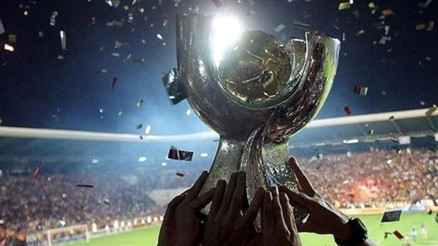 Süper Kupa Finali ne zaman oynanacak Galatasaray Fenerbahçe maçının tarihi ve stadyumu belli oldu